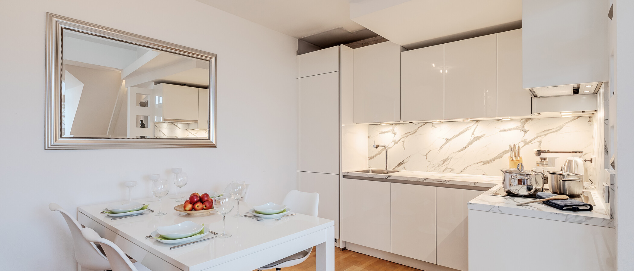 appartement avec mezzanine München Westend 01 cuisine 5354