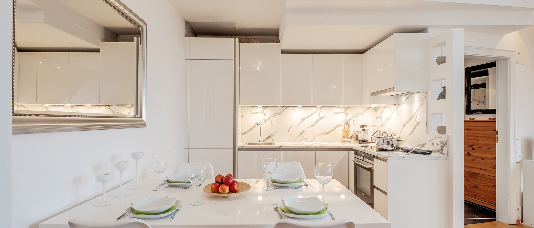 appartement avec mezzanine München Westend 02 cuisine 5354