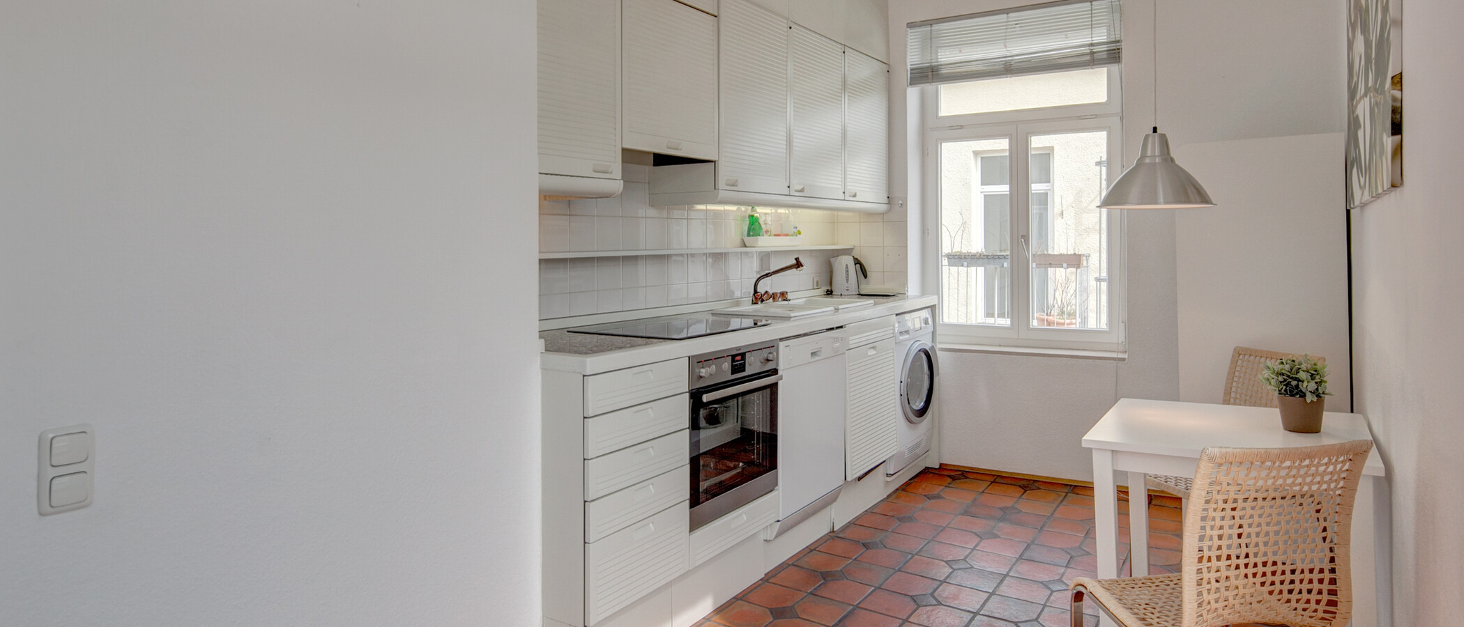 appartement München Schwabing (links der Leopoldstraße) 01 cuisine 556