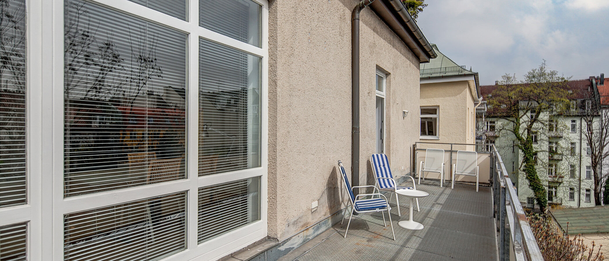 appartement München Schwabing (links der Leopoldstraße) 03 terrasse 556