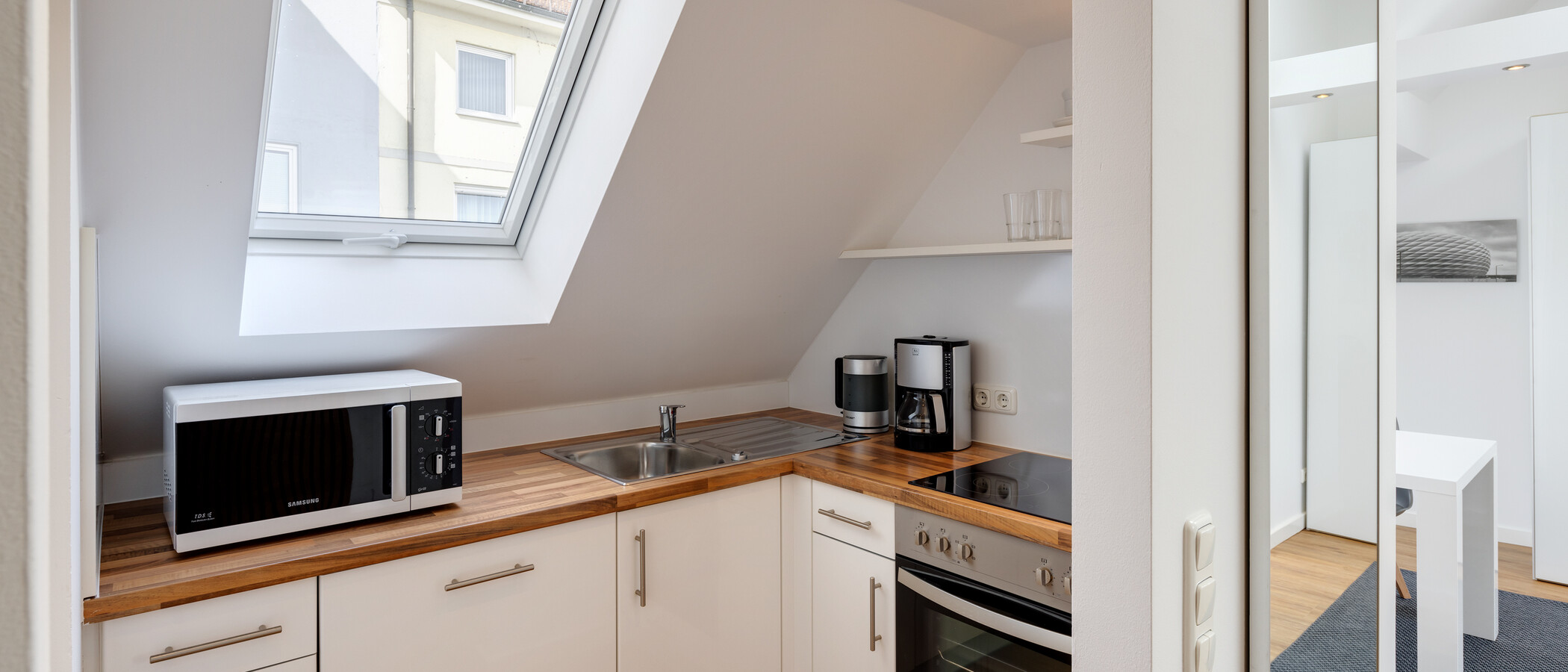appartement sous les toits München Schwabing 01 cuisine 5576