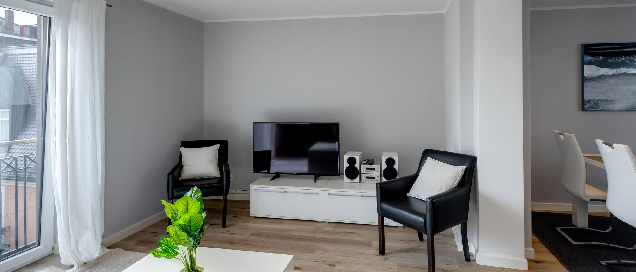 appartement München Schwabing-Nord (zw. Leopoldstraße & Englischen Garten) 02 pièce à vivre 5577