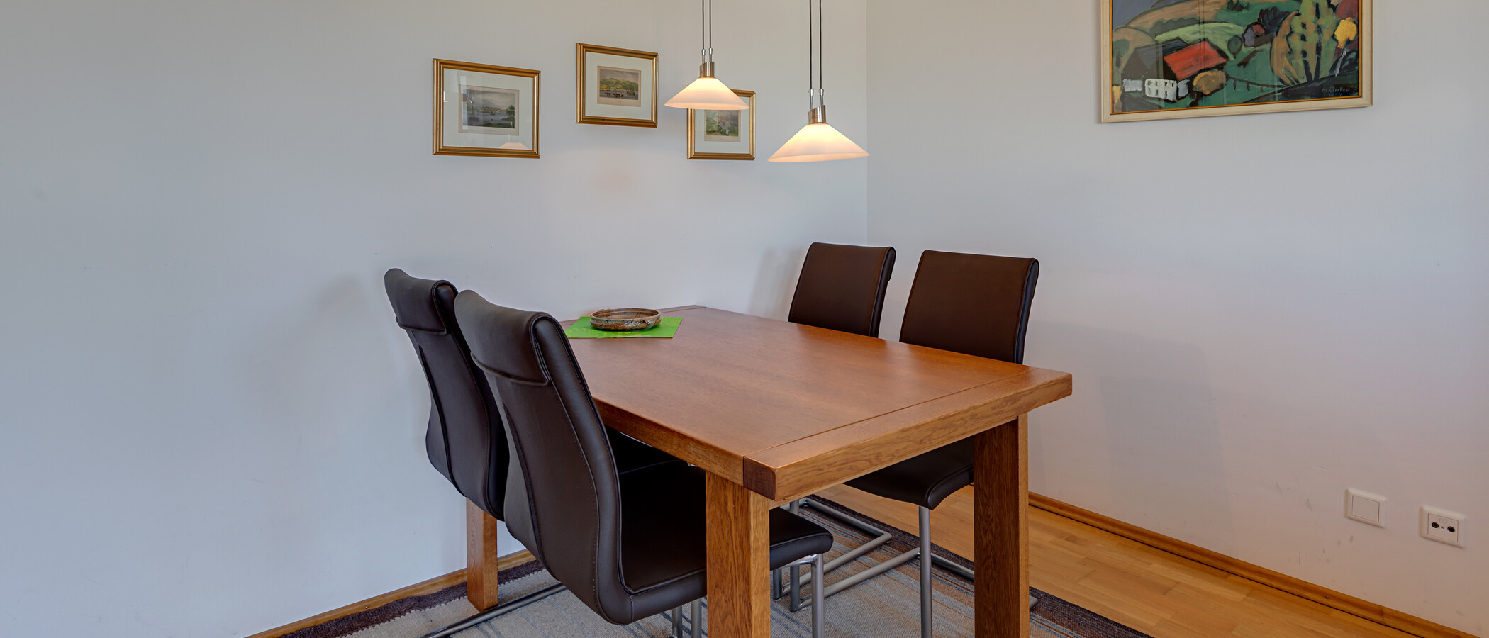 appartement Unterhaching 04 pièce à vivre 5656