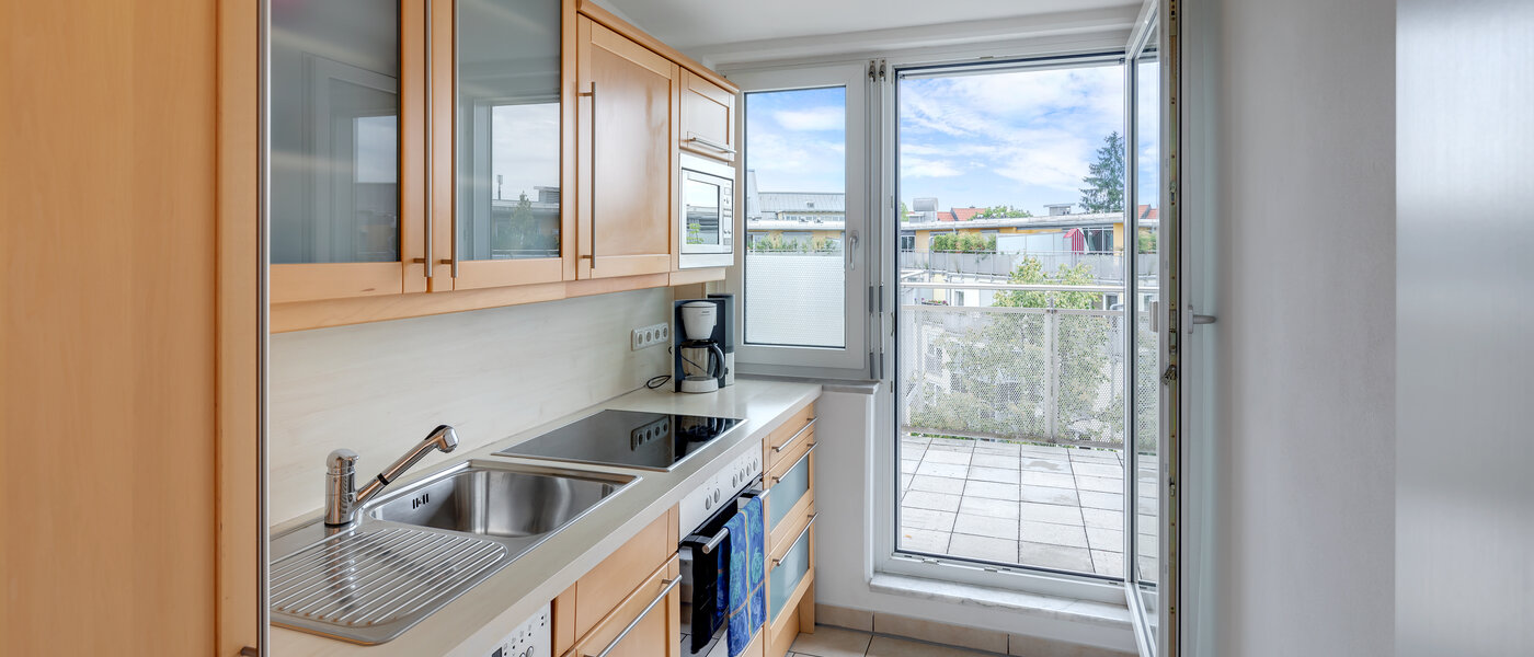 appartement avec terrasse sur le toit München Sendling-Westpark 01 cuisine 5946