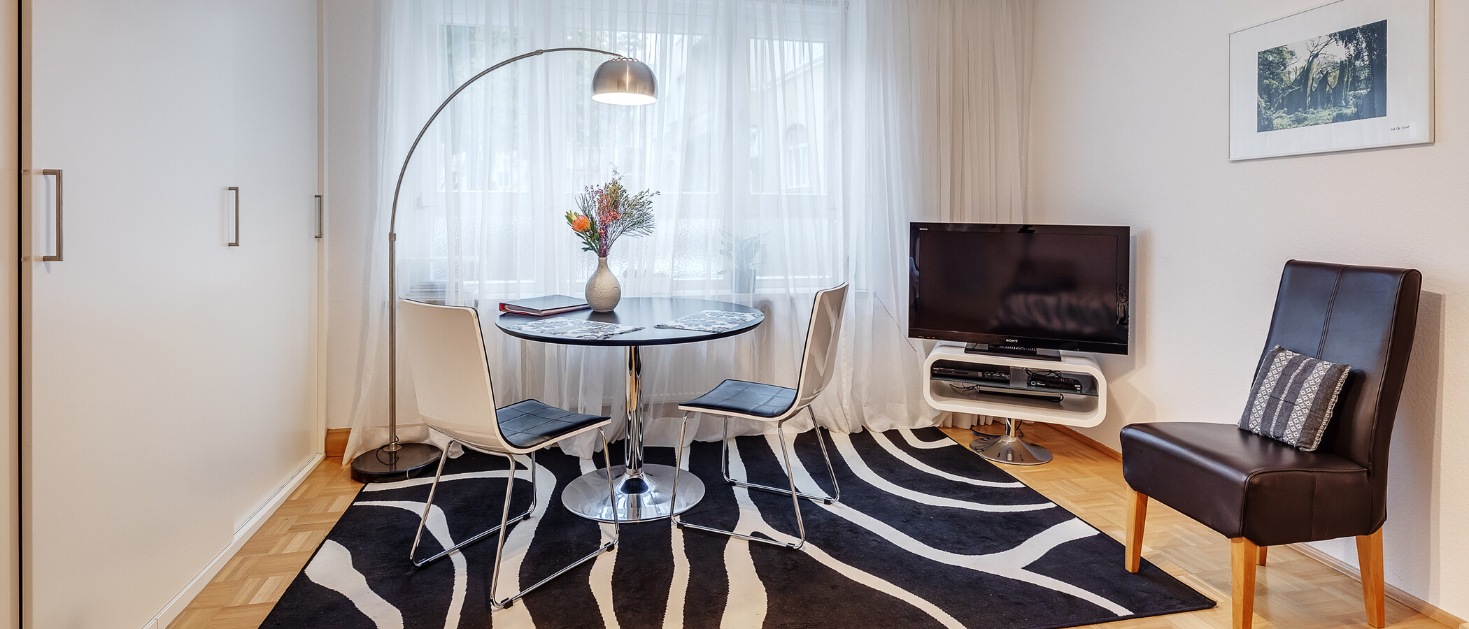 appartement München Schwabing-West (rund um den Hohenzollernplatz) 01 pièce à vivre 6071