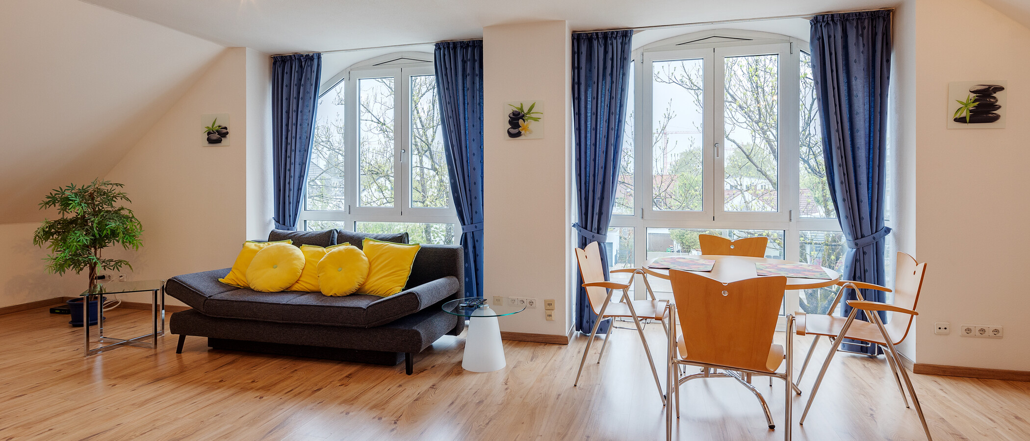 appartement sous les toits München Waldtrudering 02 pièce à vivre 6182