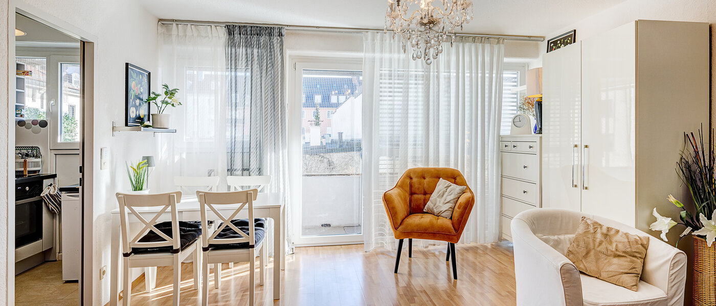 appartement München Maxvorstadt - Universitätsviertel 01 pièce à vivre 6485