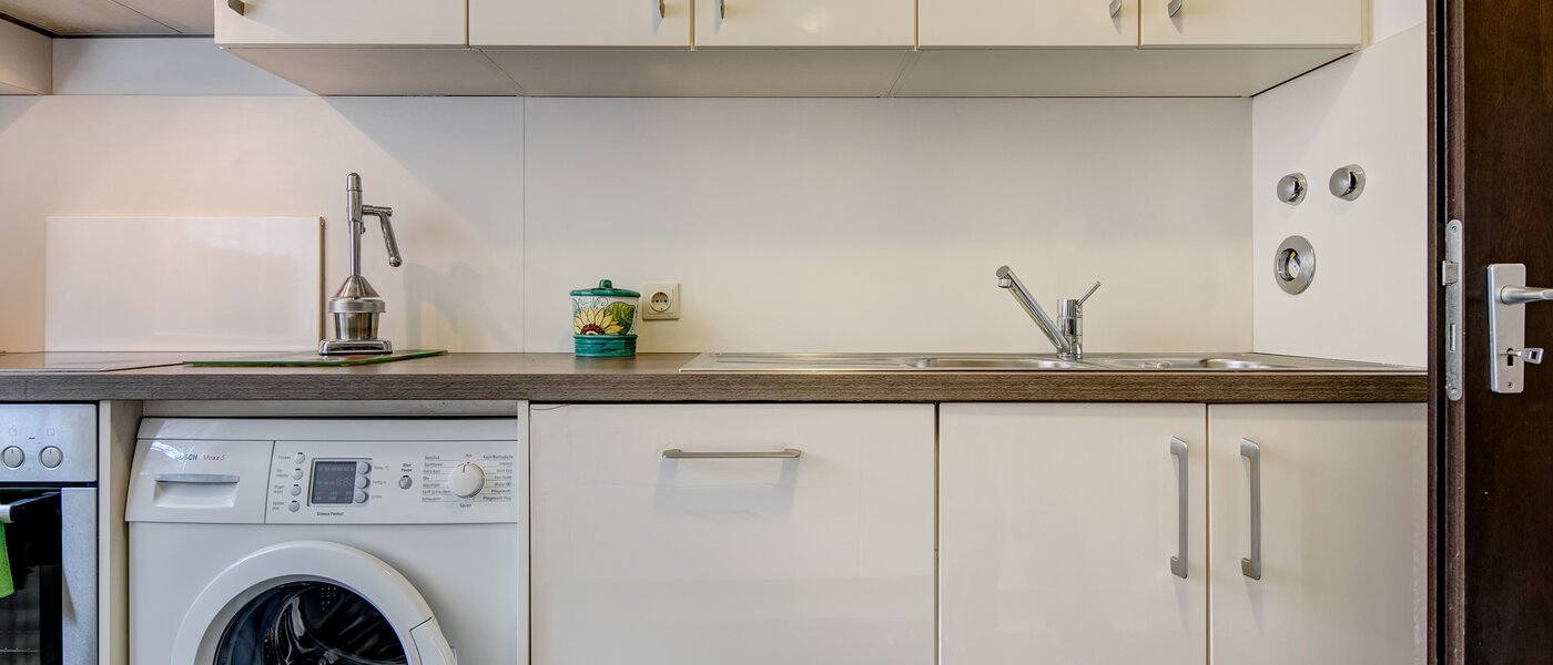 appartement München Arabellapark 02 cuisine 6561