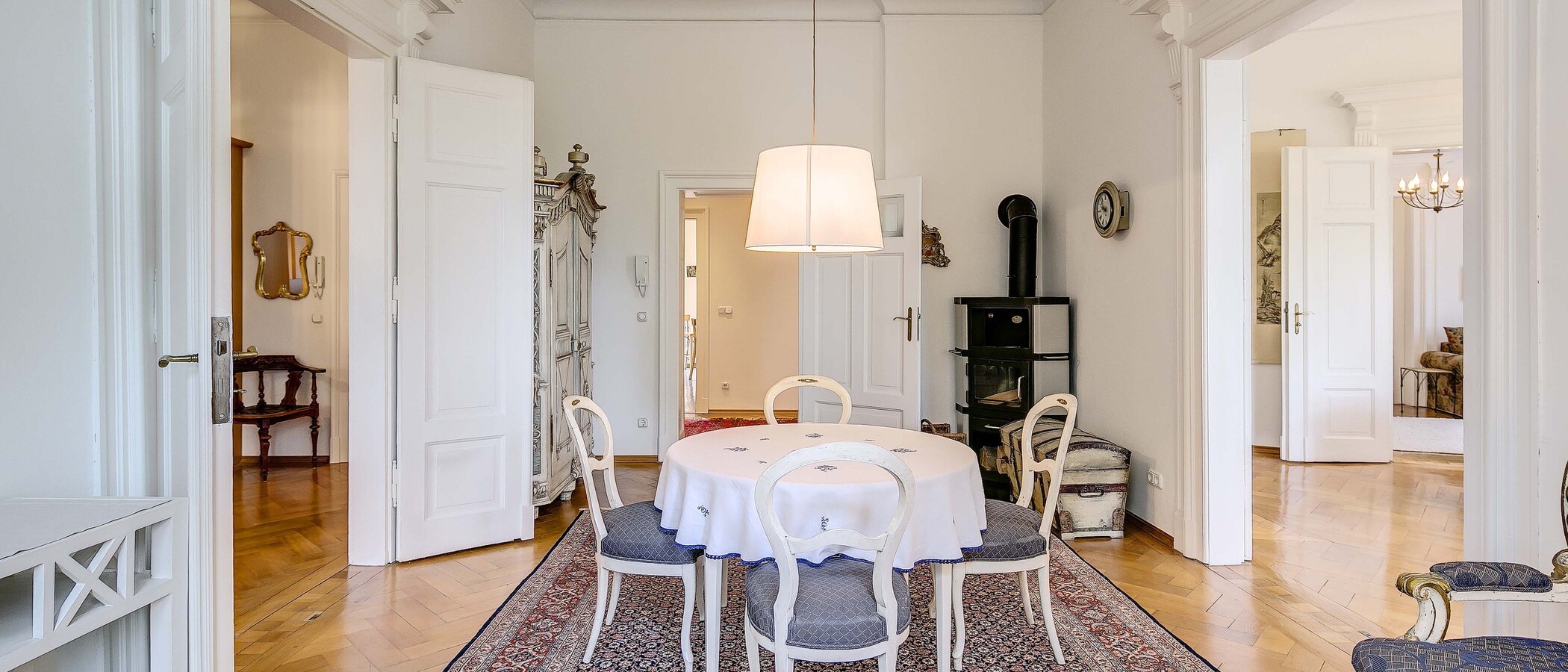 appartement München Altbogenhausen 01 salle à manger 681
