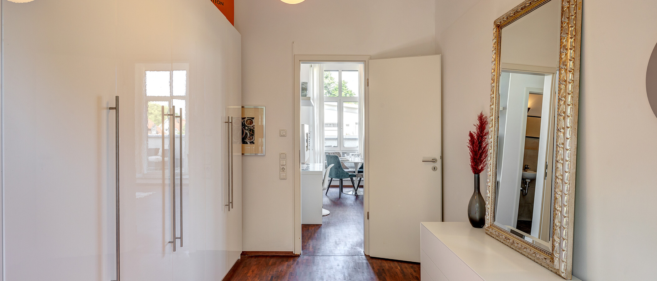 appartement avec terrasse sur le toit München Fasanerie 02 dressing 6919