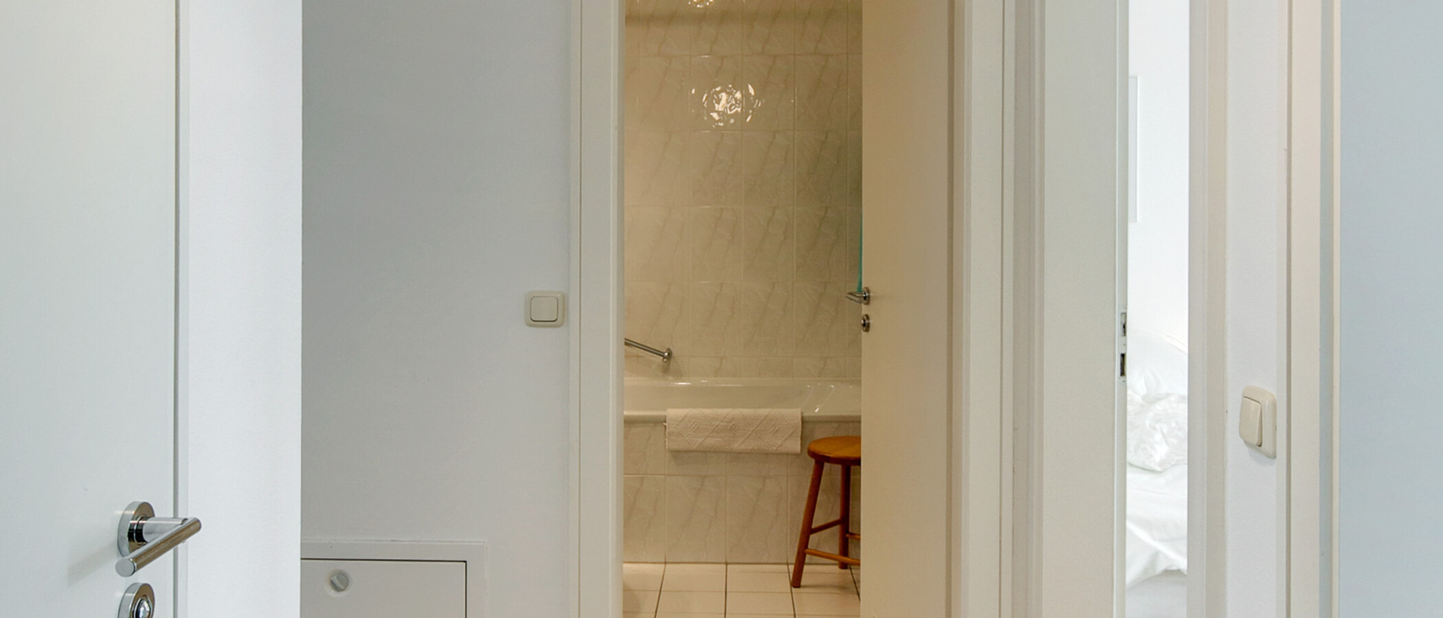 appartement München Schwabing-Nord (zw. Belgrad- & Leopoldstraße) 02 entrée/couloir 6928