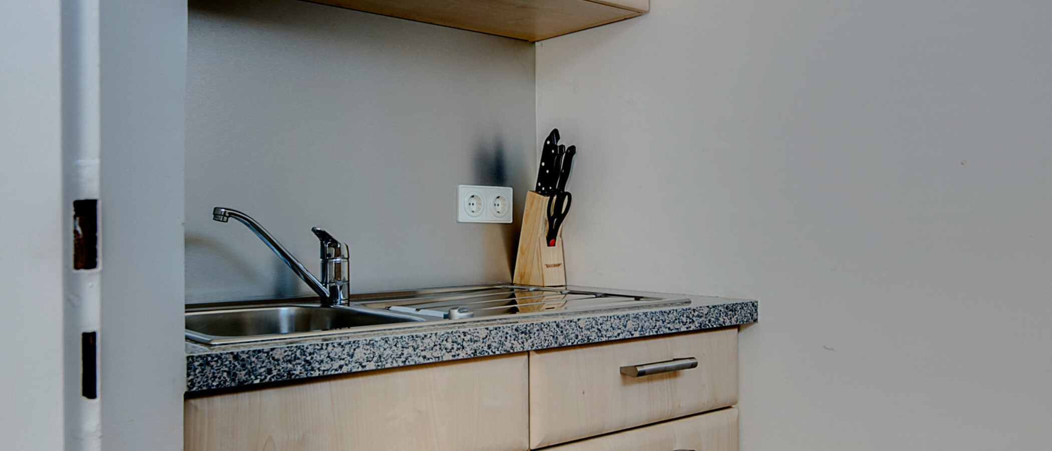 studio München Ludwigsvorstadt 02 cuisine 7070
