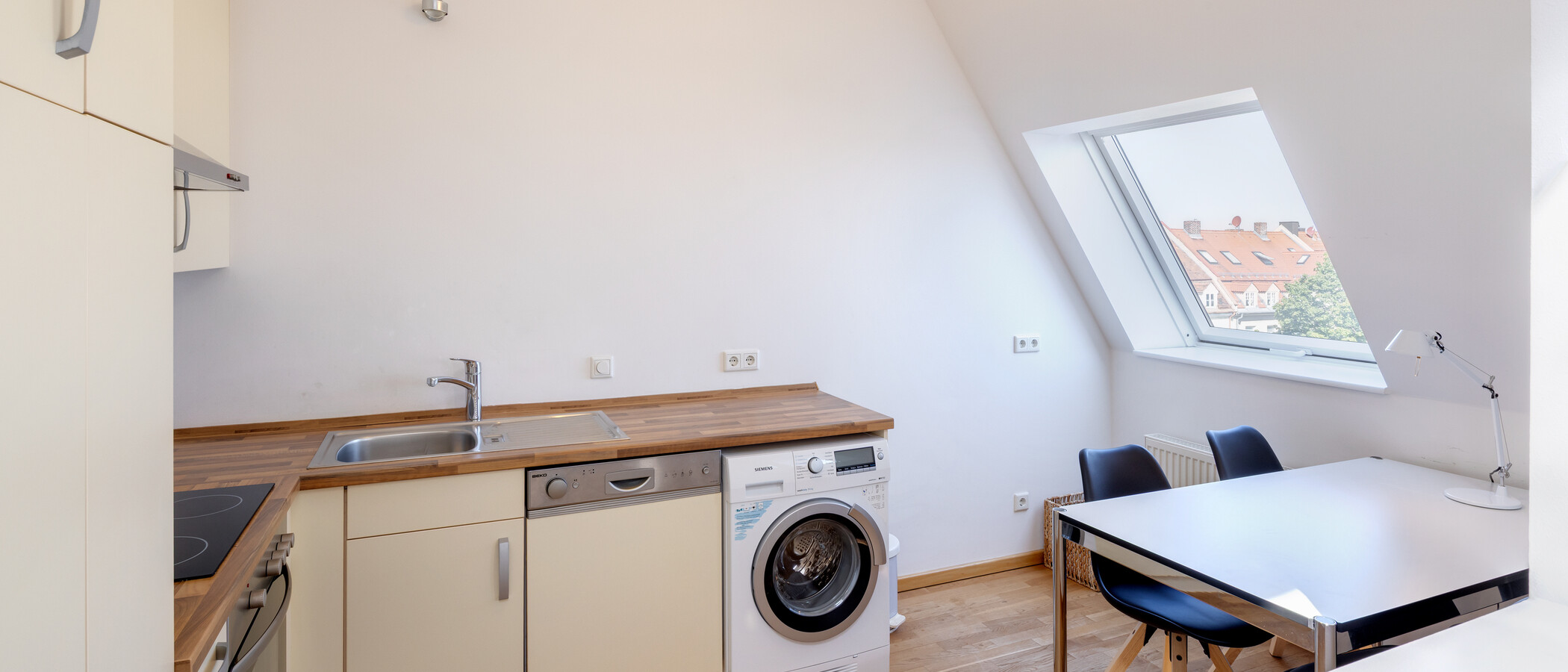 appartement sous les toits München Neuhausen 02 cuisine 7084