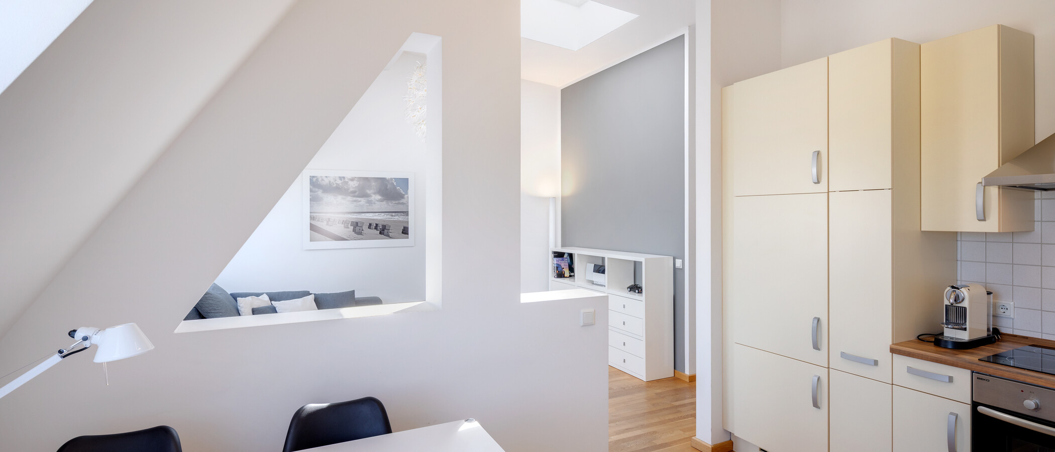 appartement sous les toits München Neuhausen 03 cuisine 7084