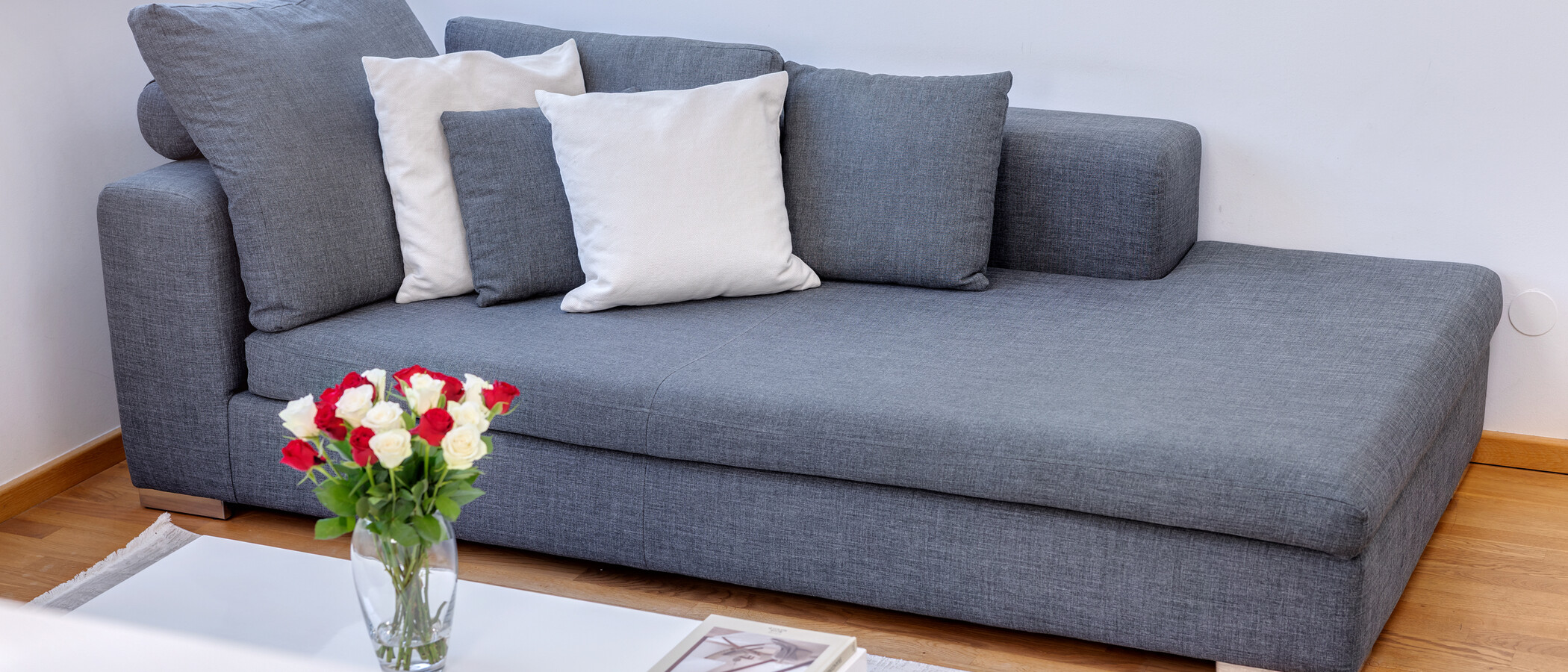 appartement sous les toits München Neuhausen 02 pièce à vivre 7084