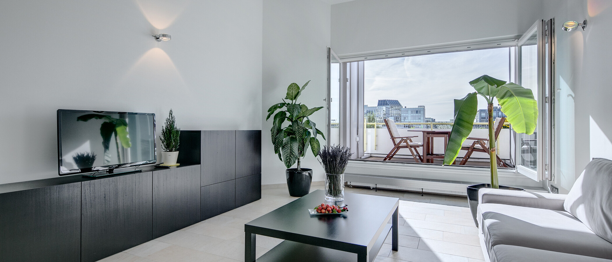 appartement avec terrasse sur le toit München Arabellapark 02 salon 7279