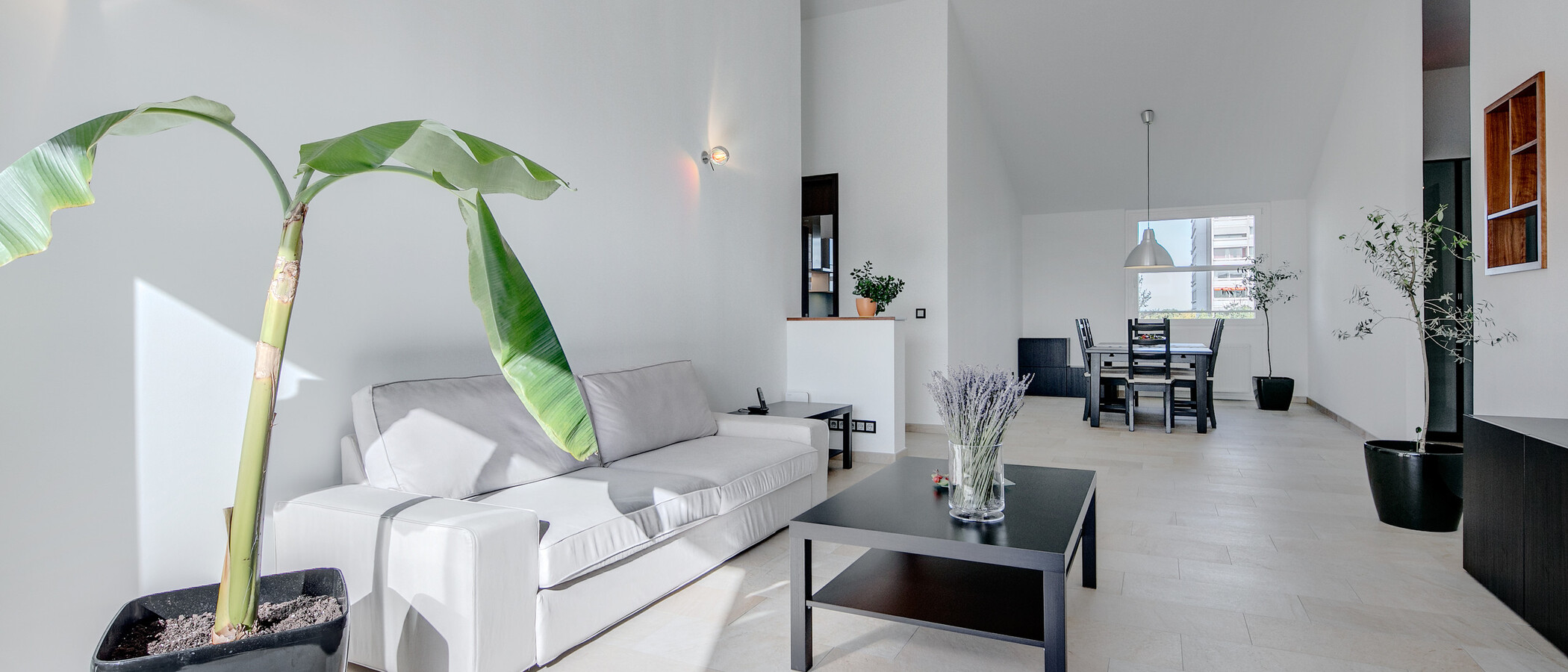 appartement avec terrasse sur le toit München Arabellapark 04 salon 7279