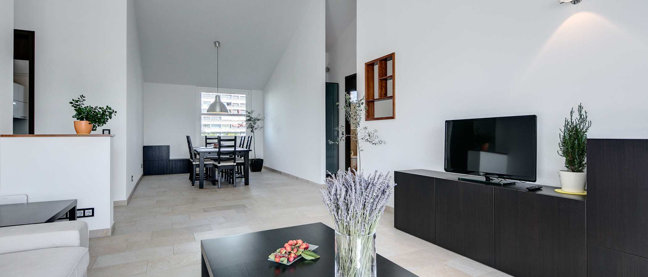 appartement avec terrasse sur le toit München Arabellapark 05 salon 7279