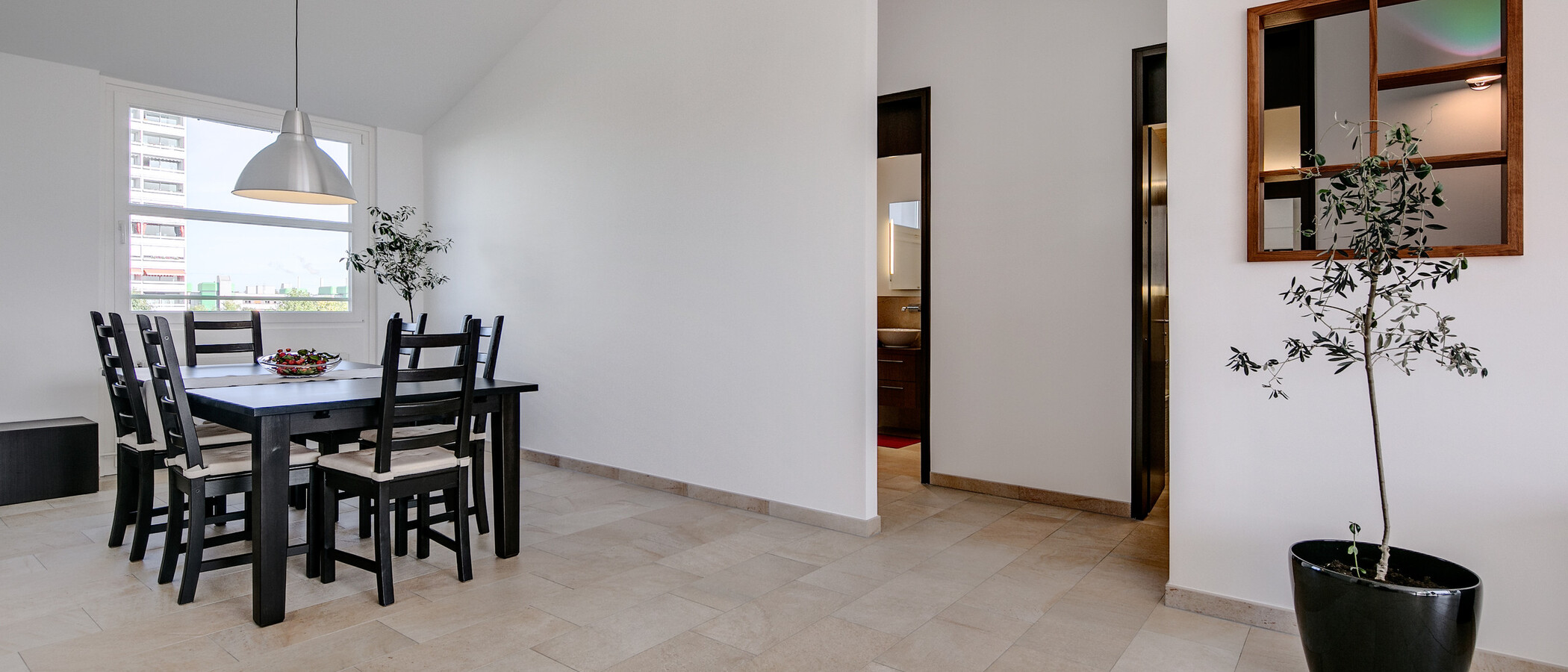 appartement avec terrasse sur le toit München Arabellapark 03 salle à manger 7279