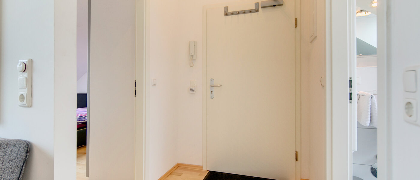 appartement avec terrasse sur le toit München Untermenzing 01 entrée/couloir 7372