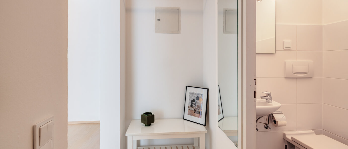 appartement München Schwabing-Nord (zw. Leopoldstraße & Englischen Garten) 02 entrée/couloir 7670