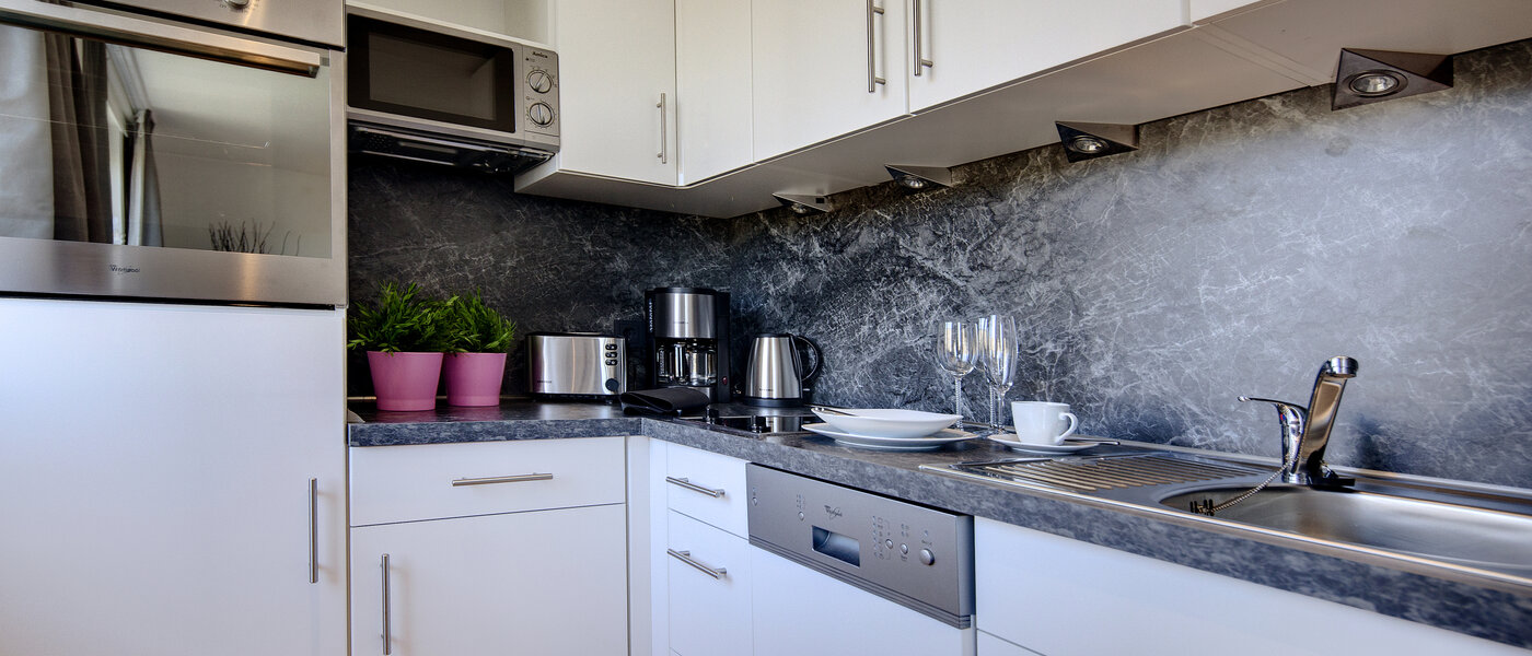 studio München Schwabing-West (rund um den Hohenzollernplatz) 02 cuisine 7701