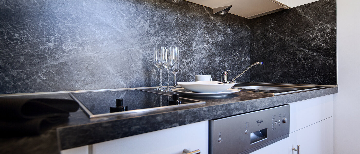 studio München Schwabing-West (rund um den Hohenzollernplatz) 03 cuisine 7701