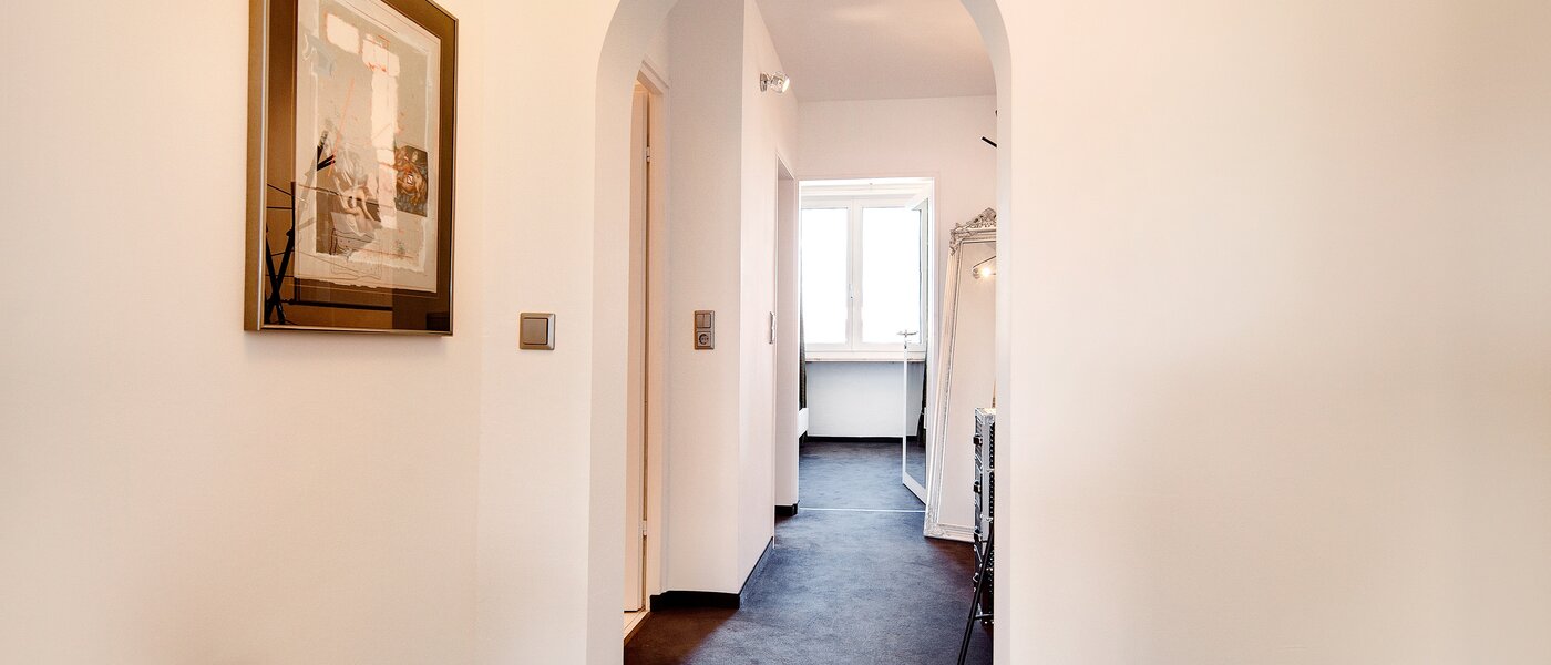 appartement avec terrasse sur le toit München Schwabing-West (rund um den Hohenzollernplatz) 04 entrée/couloir 7704