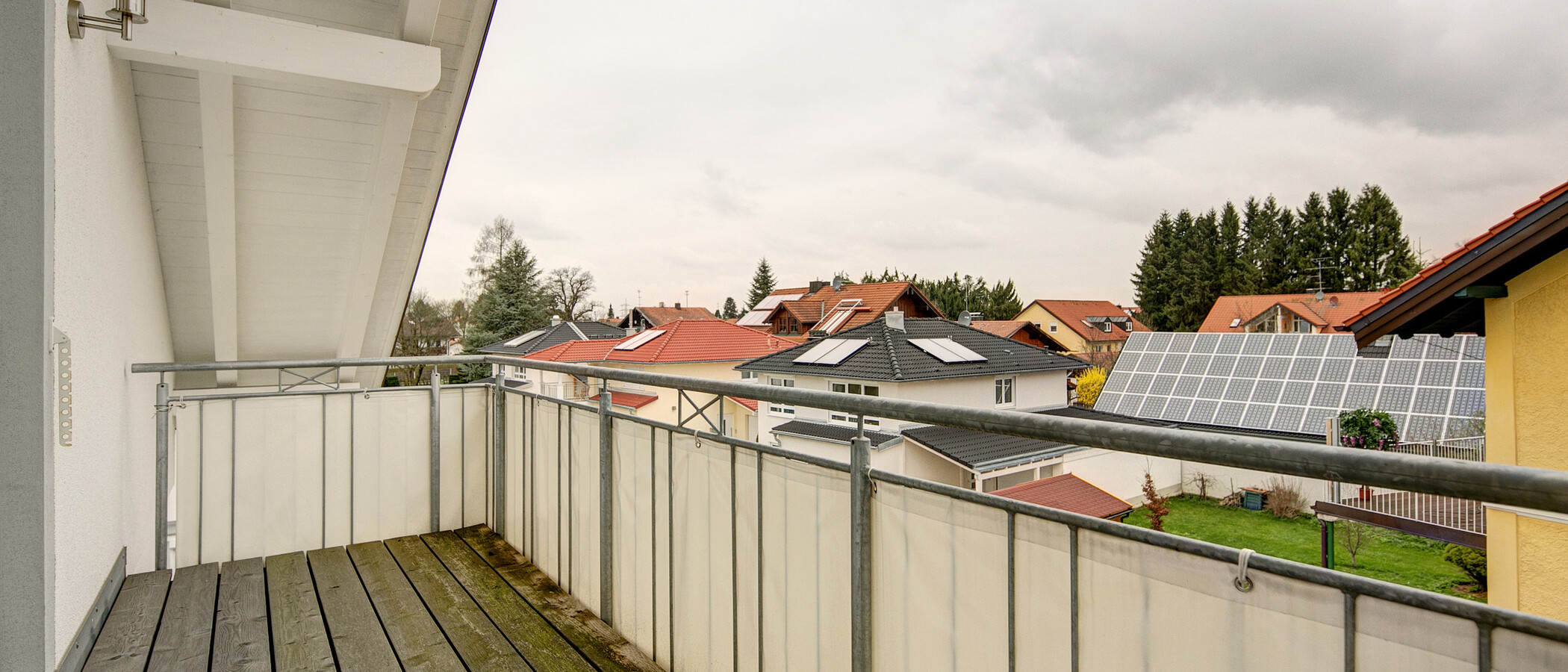 appartement sous les toits Zorneding 04 balcon 7747