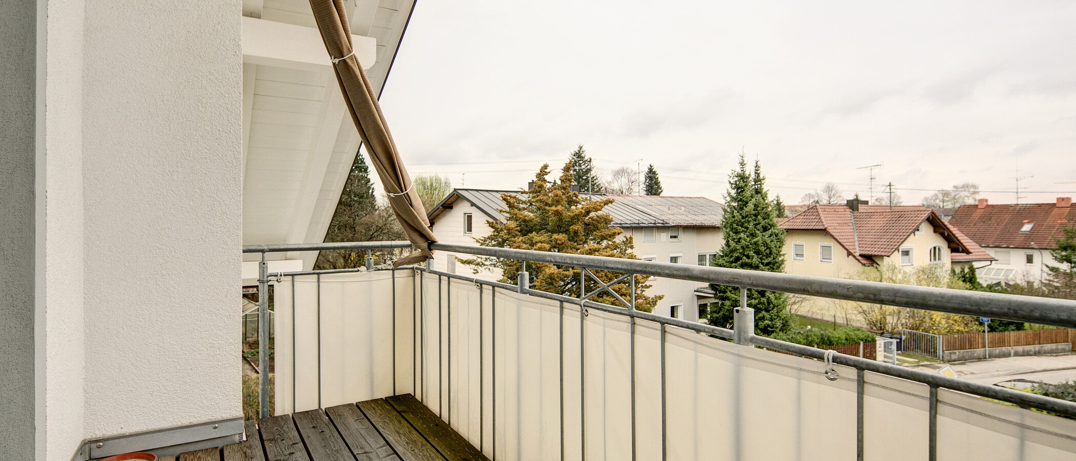 appartement sous les toits Zorneding 06 balcon 7747
