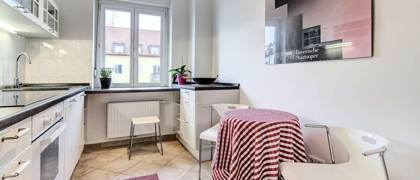 appartement München Schwabing (links der Leopoldstraße) 02 cuisine 7776