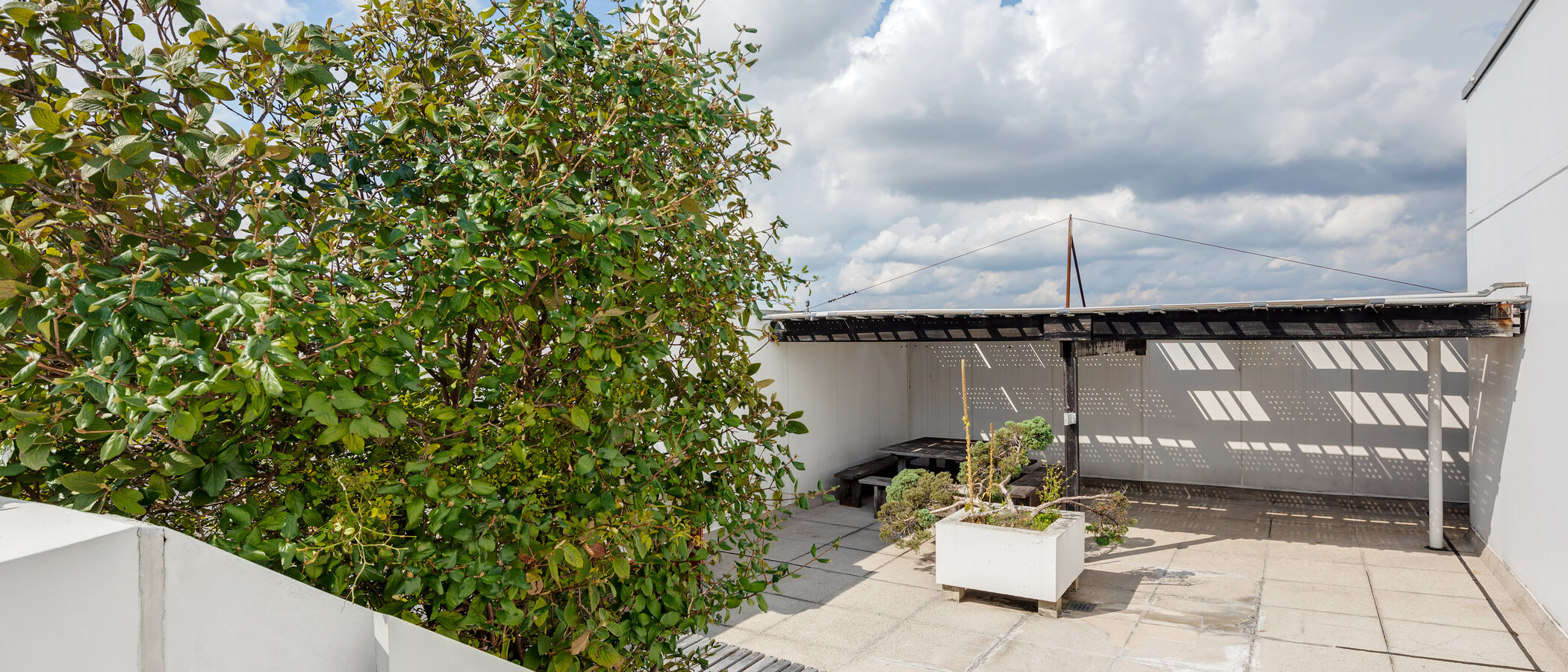 studio München Arabellapark 03 terrasse commune  7848