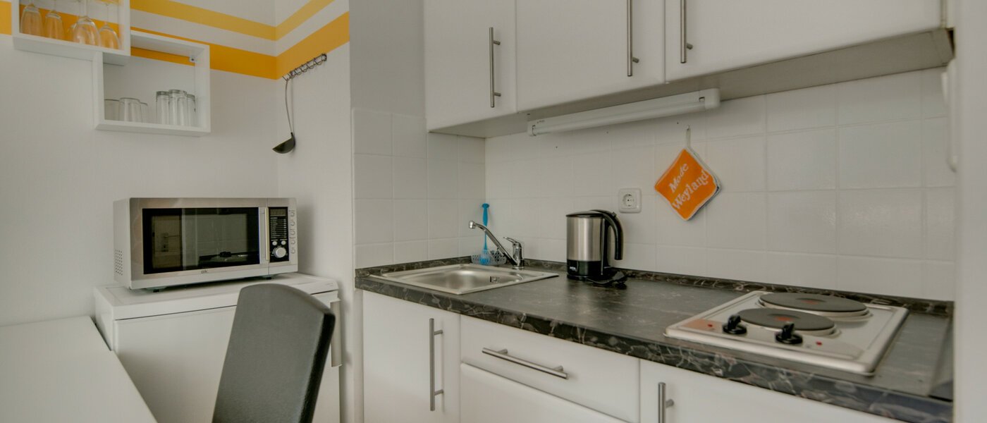 studio München Obersendling 01 cuisine 7921