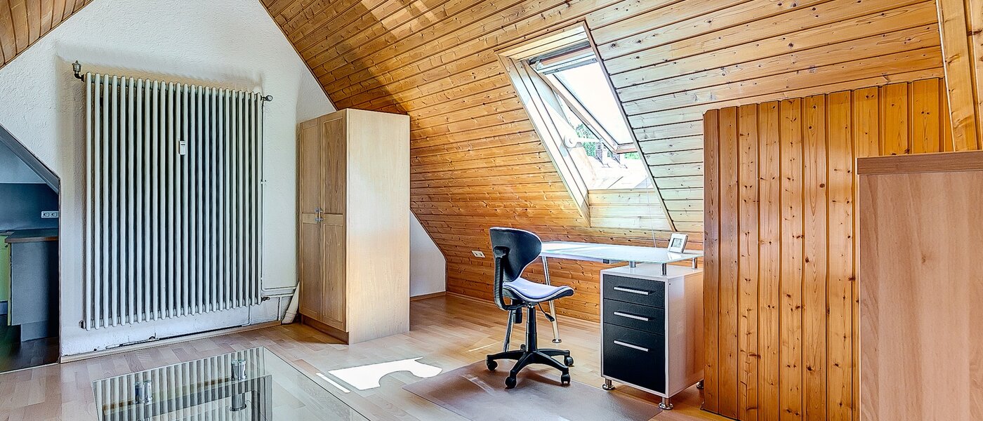 appartement sous les toits München Untermenzing 03 salon 7937