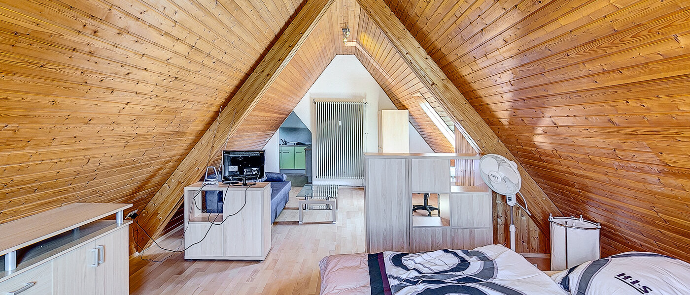 appartement sous les toits München Untermenzing 04 dormir 7937