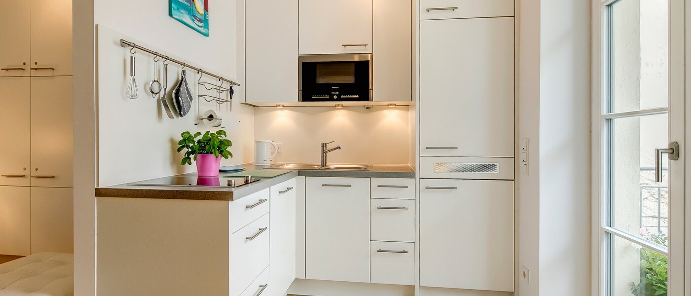 studio München Ludwigsvorstadt 01 cuisine 8085