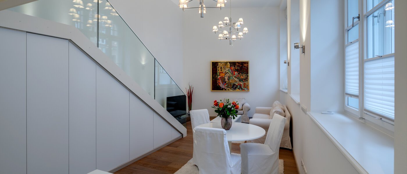 appartement avec mezzanine München Maxvorstadt 02 salon 8163