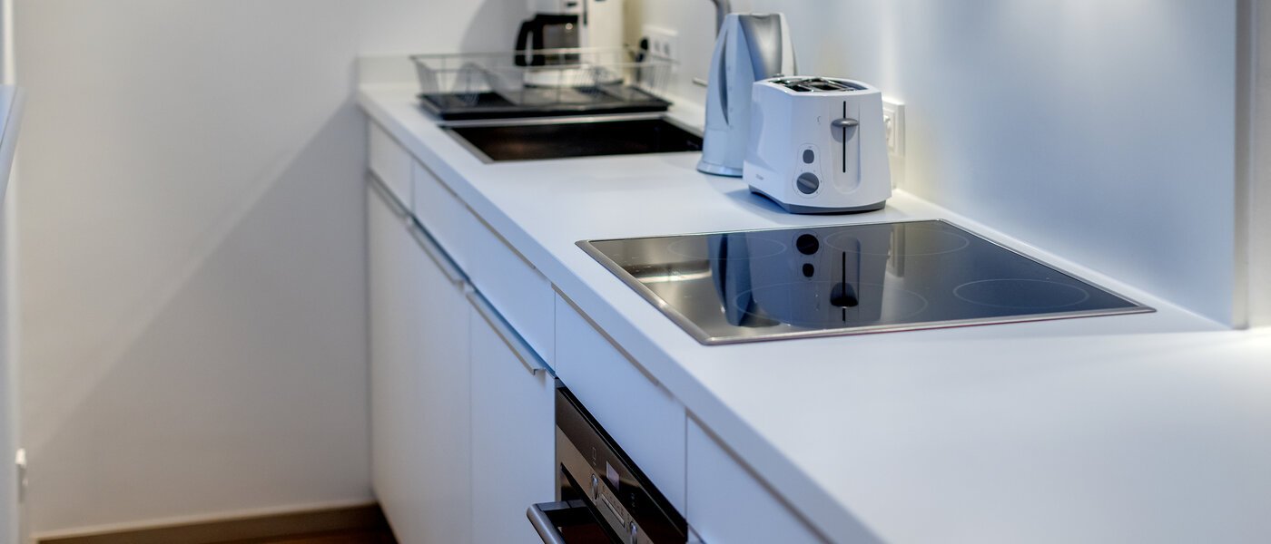 appartement avec mezzanine München Maxvorstadt 02 cuisine 8163