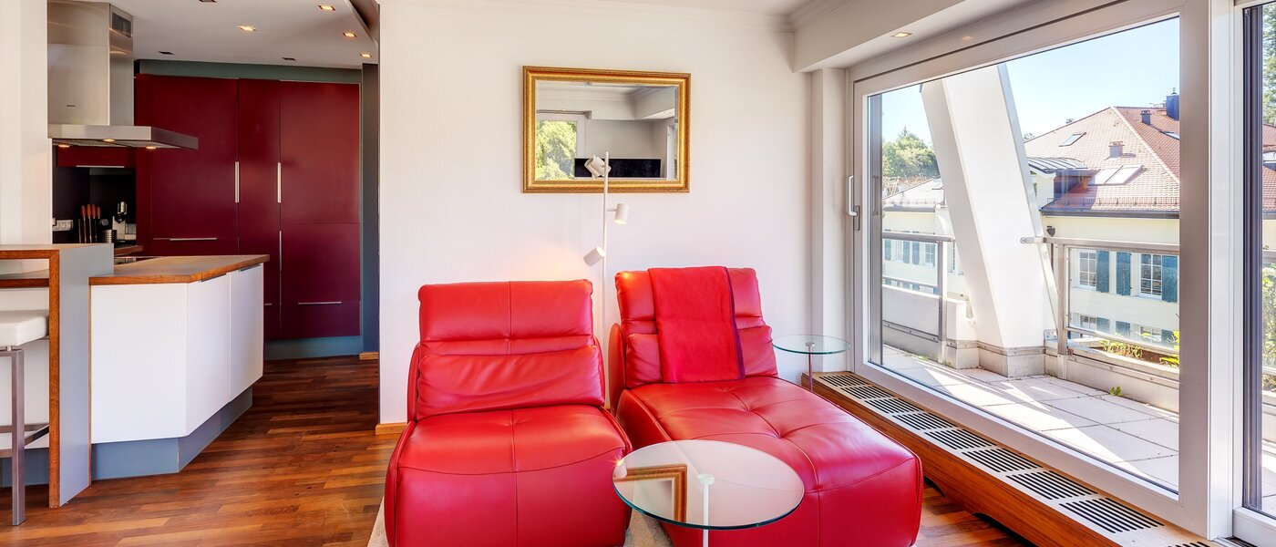 appartement sous les toits München Menterschwaige 02 pièce à vivre 8181