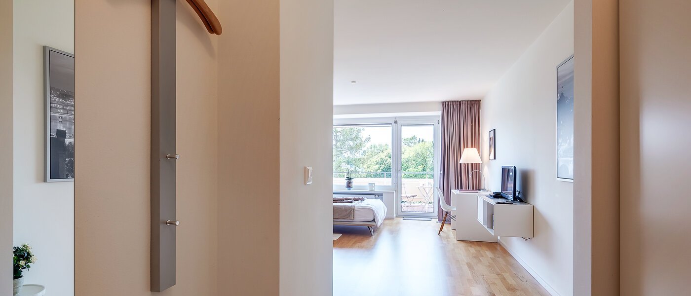 appartement sous les toits München Solln 01 entrée/couloir 8282