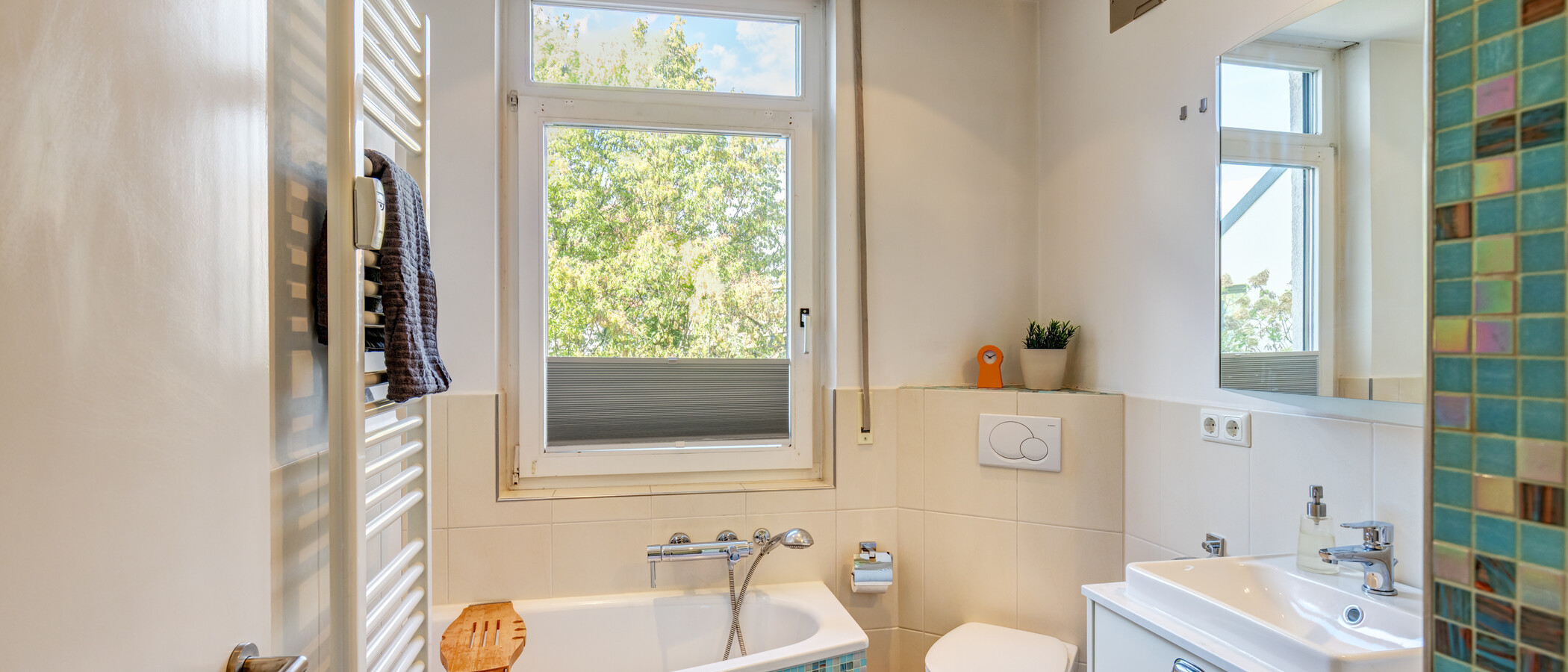 appartement style maisonnette avec mezzanine München Nymphenburg 02 salle de bain 8333