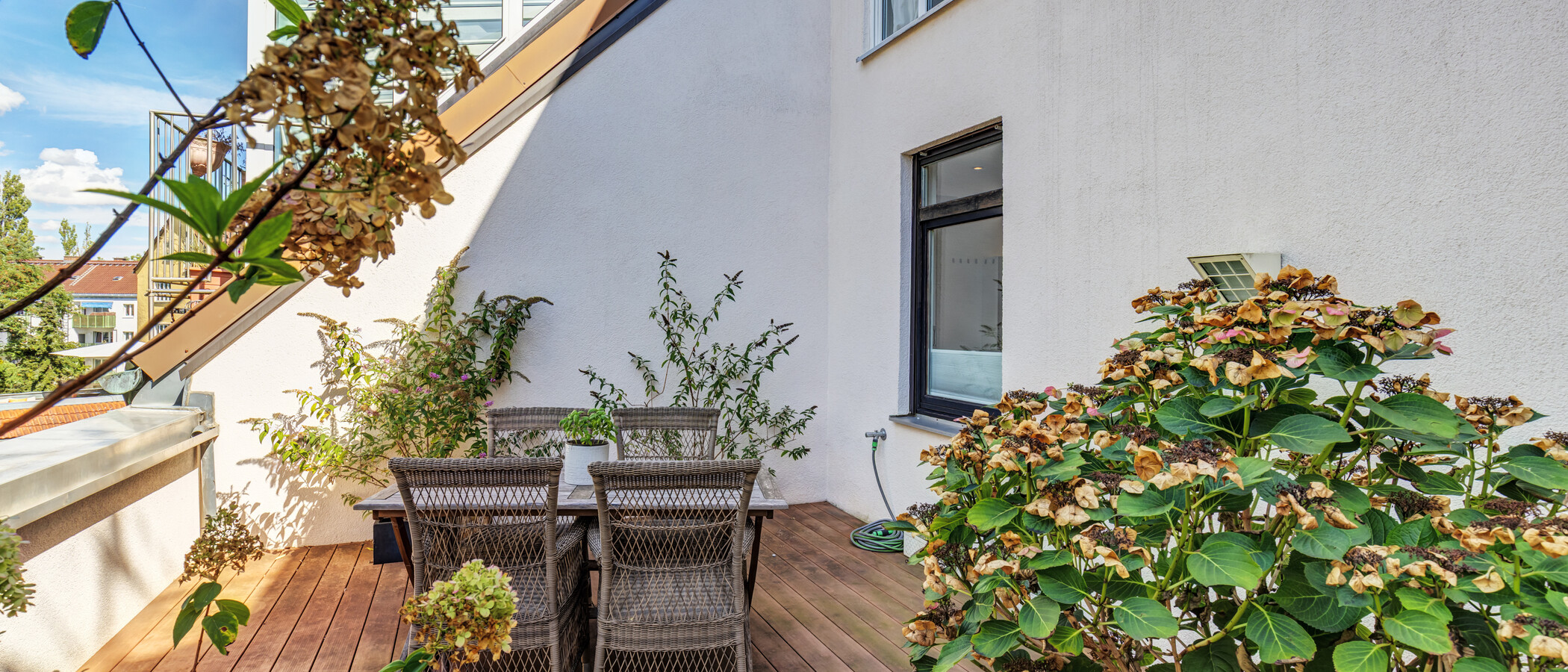 appartement style maisonnette avec mezzanine München Nymphenburg 02 terrasse sur le toit 8333