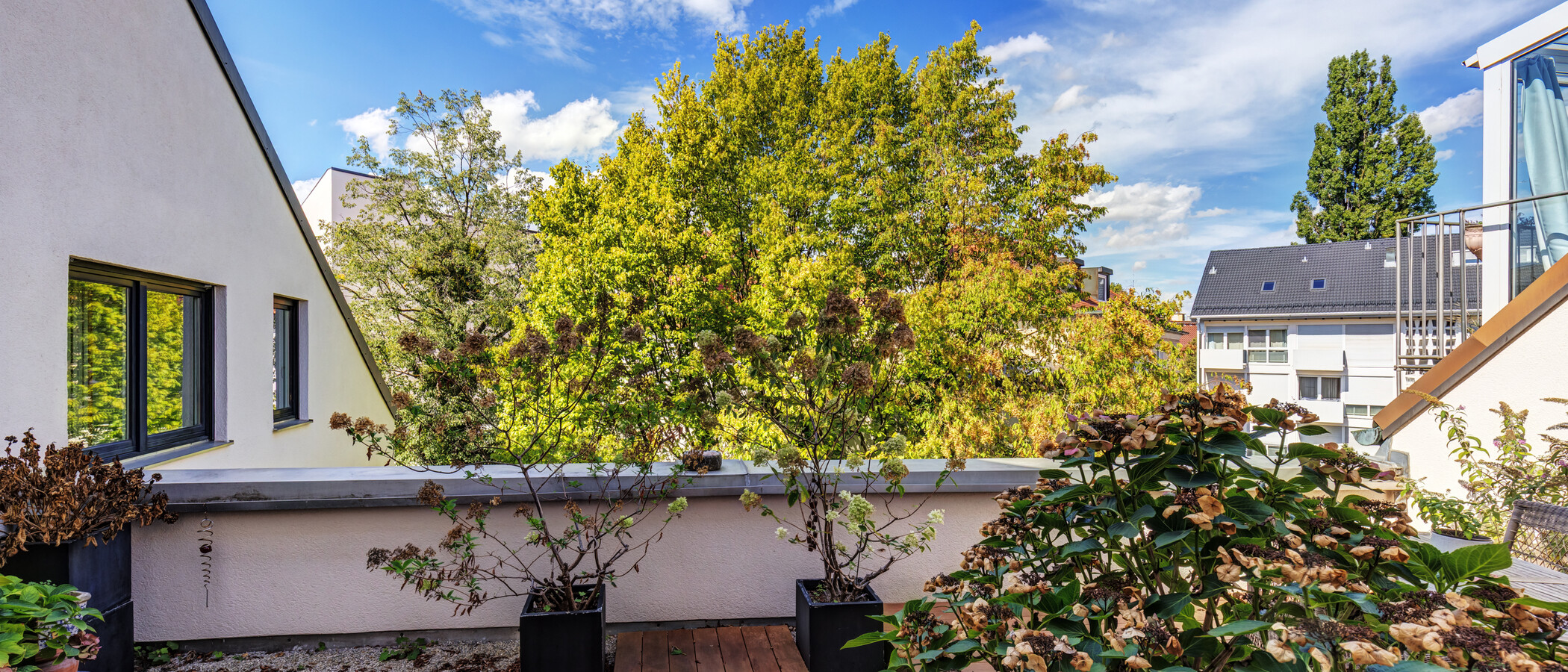 appartement style maisonnette avec mezzanine München Nymphenburg 04 terrasse sur le toit 8333
