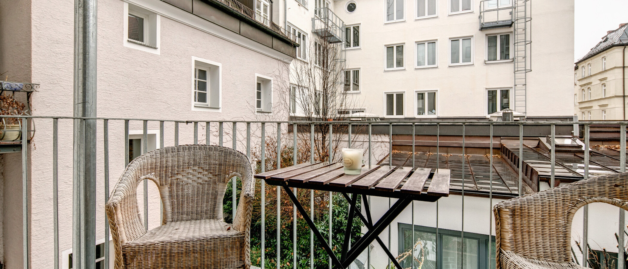 appartement München Maxvorstadt - Universitätsviertel 02 balcon 8395