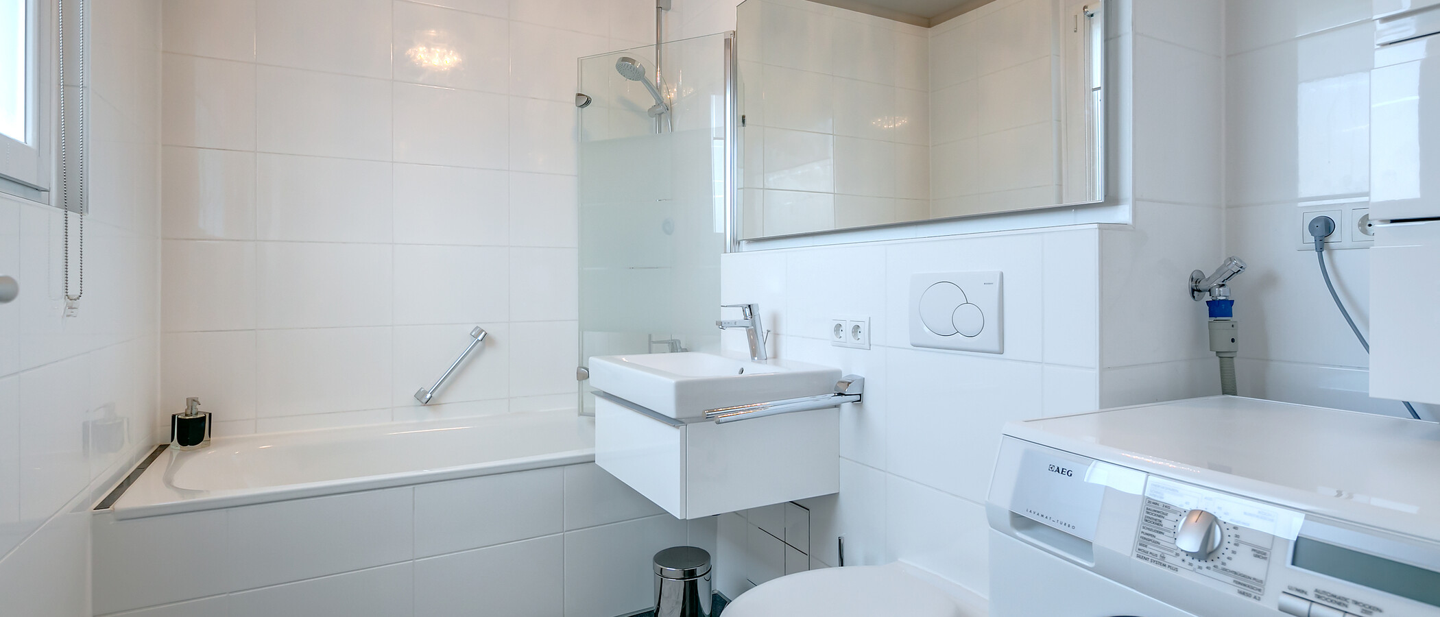 appartement avec terrasse sur le toit München Bogenhausen 01 salle de bain 8467