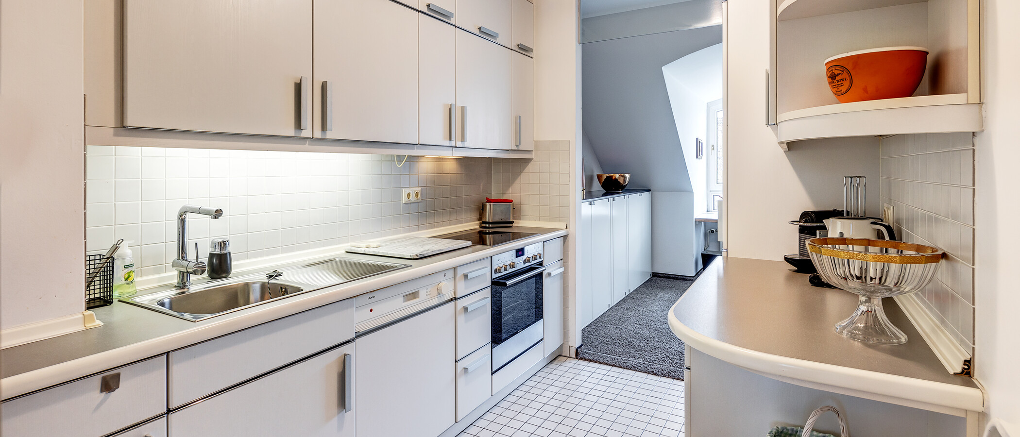 appartement sous les toits München Denning 01 cuisine 8585