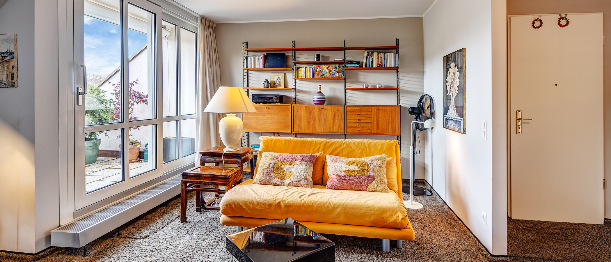 appartement sous les toits München Denning 02 pièce à vivre 8585