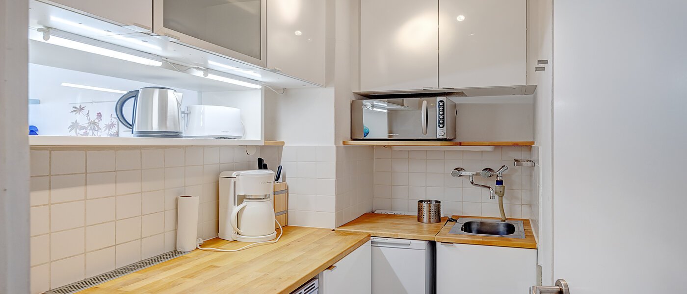 studio München Au-Haidhausen 01 cuisine 860