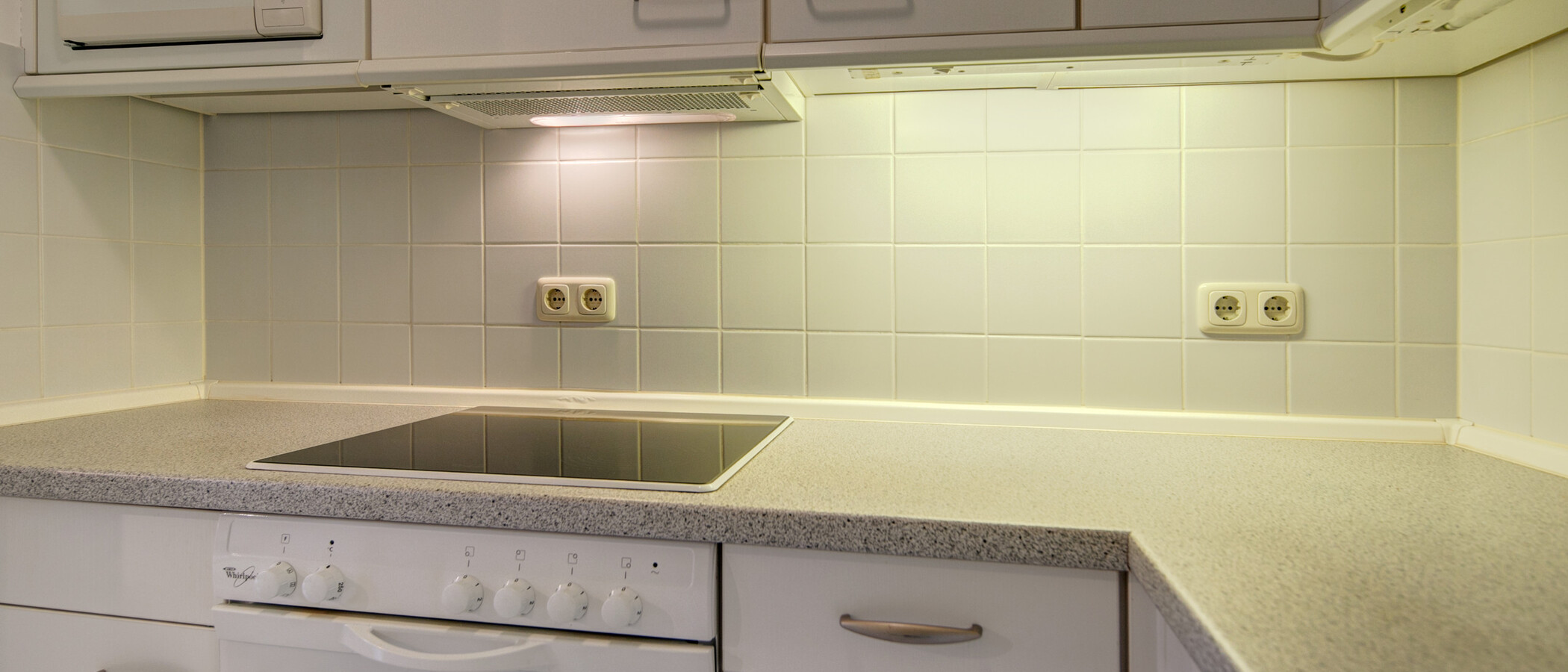 appartement sous les toits München Moosach 01 cuisine 8631