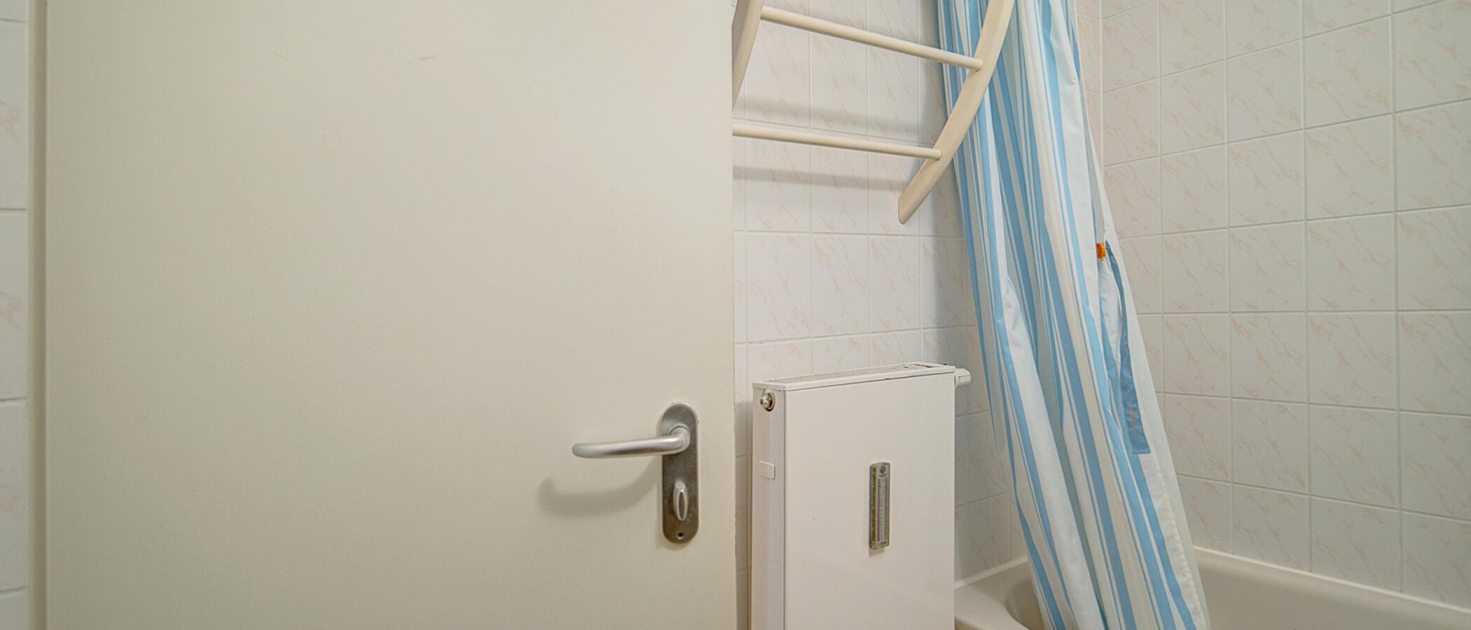 appartement sous les toits München Moosach 03 salle de bain 8631